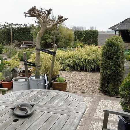 Bed & Breakfast “te Warskip Bij Blokvis”