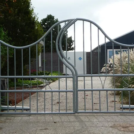“te Warskip Bij Blokvis” *