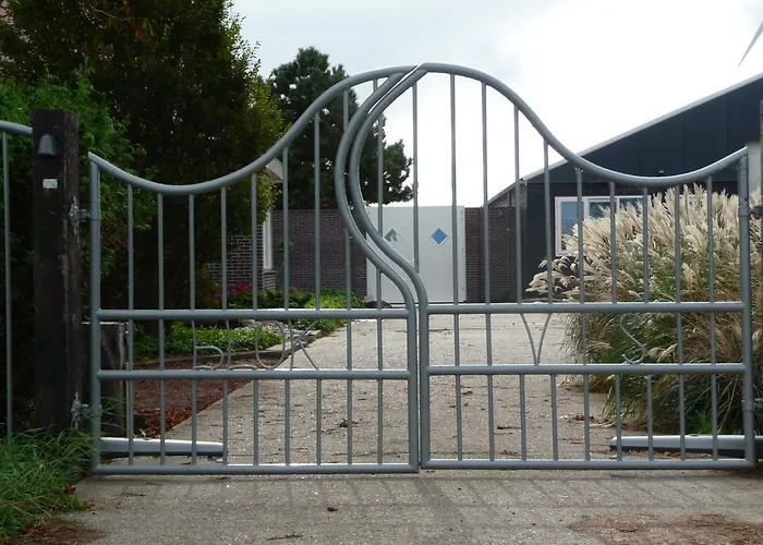 “te Warskip Bij Blokvis” *