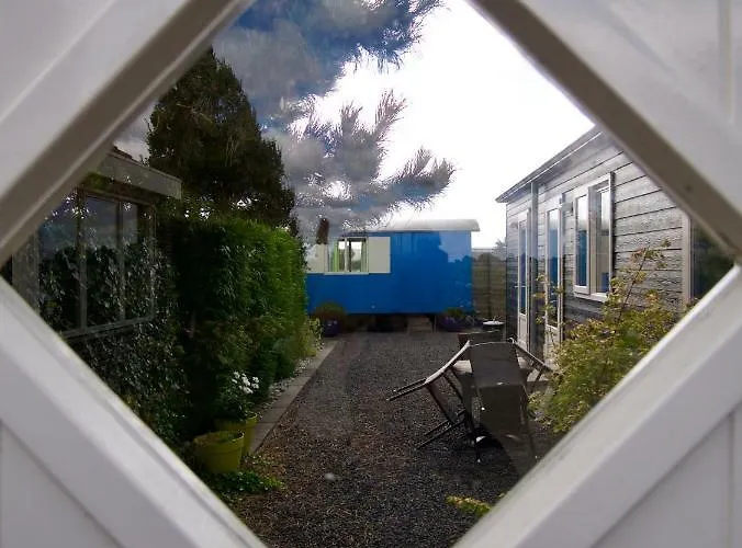 Bed & Breakfast “te Warskip Bij Blokvis” Medemblik